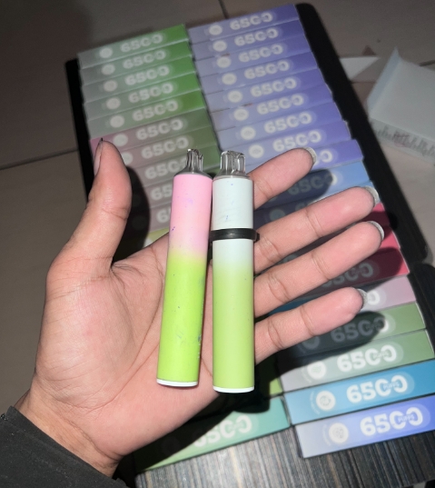 ILIA Bar4 6500 口拋棄式電子菸推薦|哩啞四代|台灣現貨 2 ILIA Bar4 6500 口拋棄式電子菸 實體照片